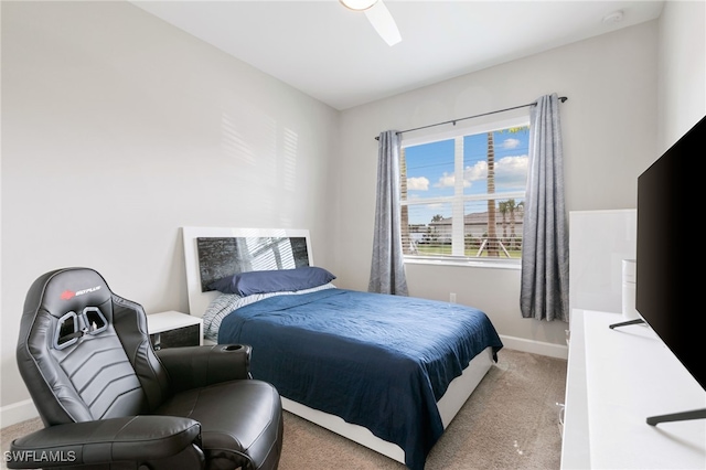 bedroom with carpet flooring and ceiling fan