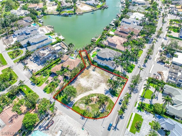 Listing photo 3 for 396 Mooring Line Dr, Naples FL 34102