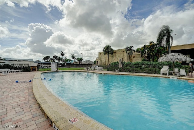 view of swimming pool