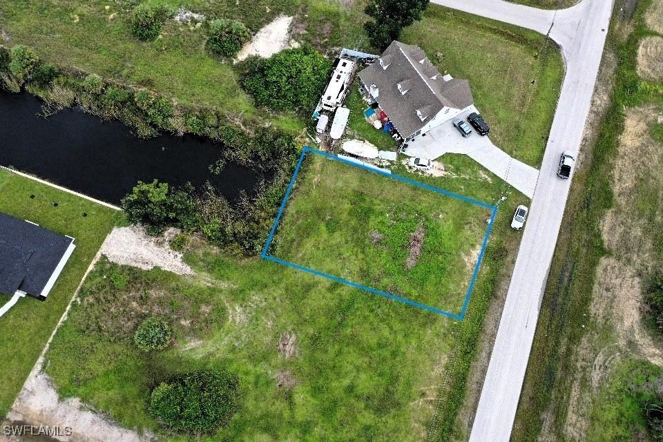 921 SW 4th Ter, Cape Coral, FL 33991