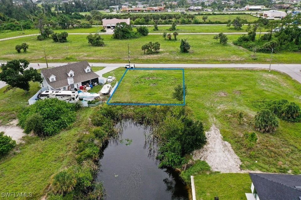 921 SW 4th Ter, Cape Coral, FL 33991