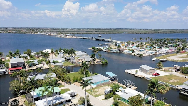 Listing photo 2 for 2626 Bayshore Dr, Matlacha FL 33993