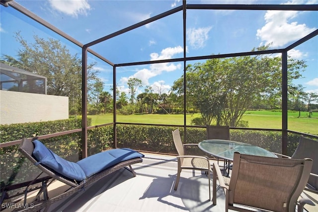 view of sunroom / solarium