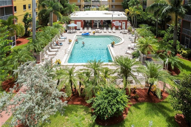 view of swimming pool featuring a patio