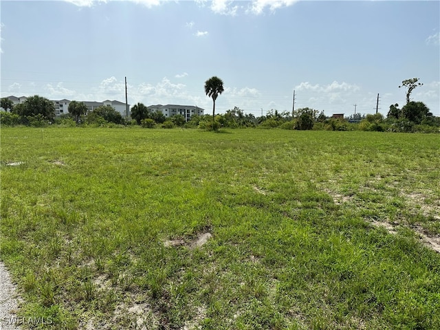 Listing photo 3 for 2240 NE 13th Ln, Cape Coral FL 33909