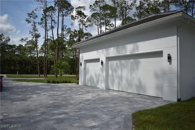 788 9th St SW, Naples, FL 34117 - garage with driveway