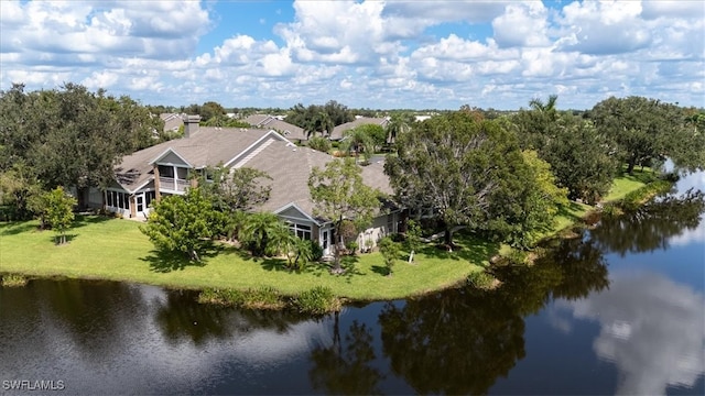 bird's eye view featuring a water view