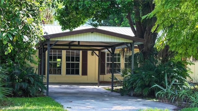 view of outdoor structure featuring a carport