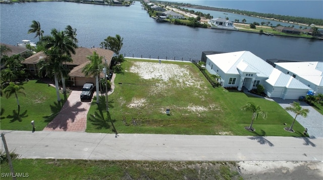 Listing photo 3 for 3532 NW 42nd Ave, Cape Coral FL 33993