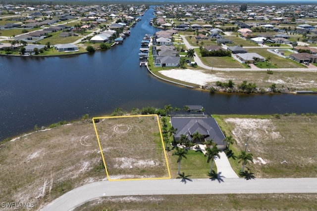 Listing photo 3 for 914 NW 32nd Pl, Cape Coral FL 33993