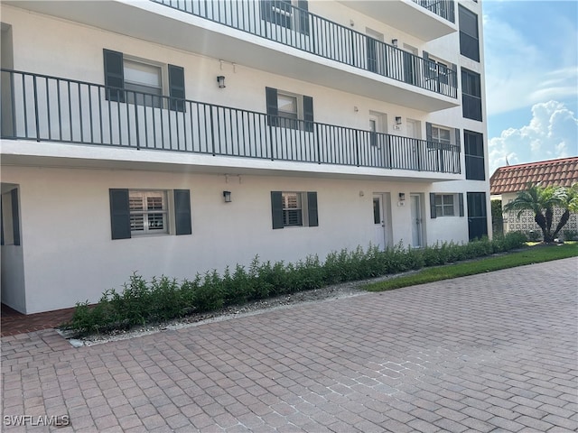 222 Harbour Dr Unit 114, Naples, FL 34103 - view of property