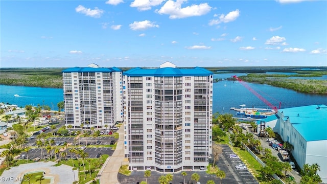 bird's eye view featuring a water view