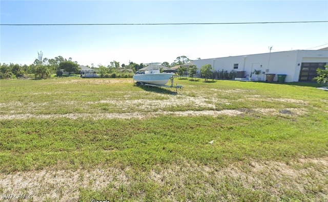 Listing photo 3 for 3225 NW 41st Ave, Cape Coral FL 33993