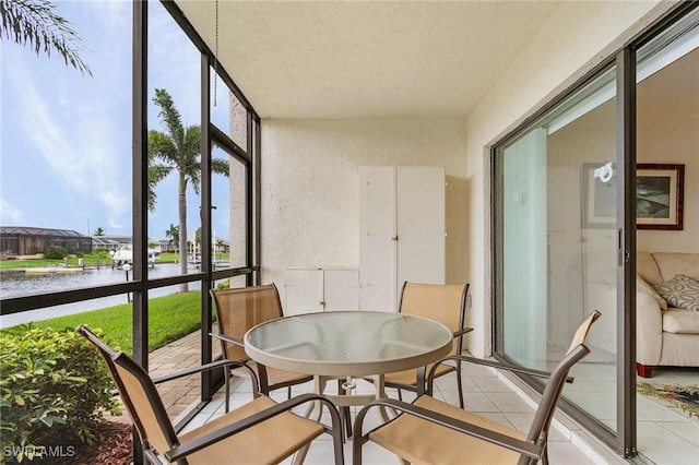 view of sunroom / solarium