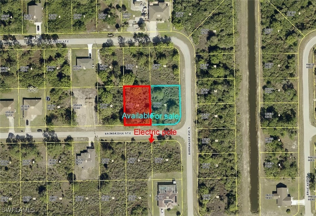 1123 Bainbridge St, Lehigh Acres, FL 33974