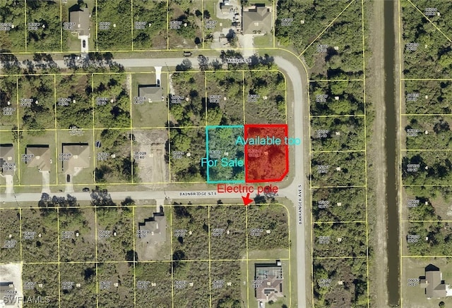 1121 Bainbridge St, Lehigh Acres, FL 33974