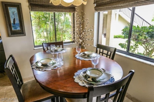 dining room with light tile patterned floors