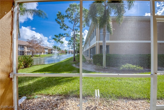 view of yard featuring a water view