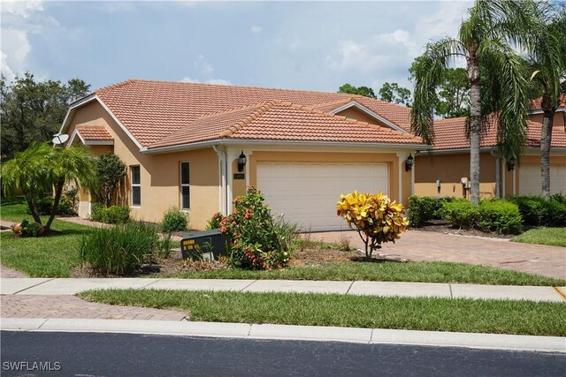 view of front of house with a garage