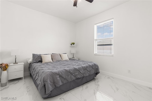 bedroom with ceiling fan