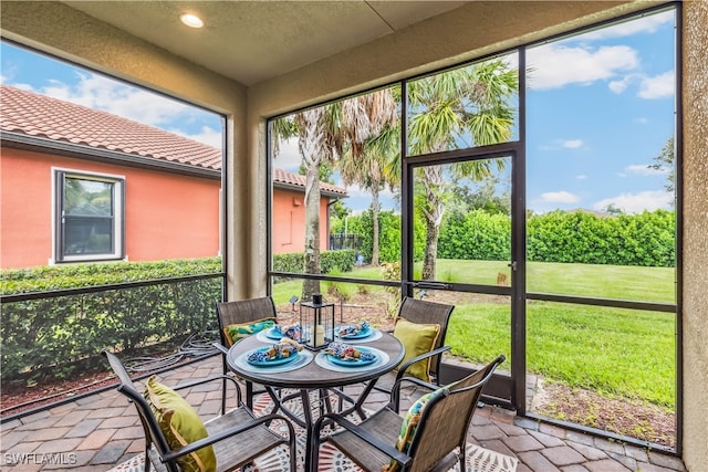 view of sunroom / solarium