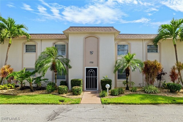 view of front of home