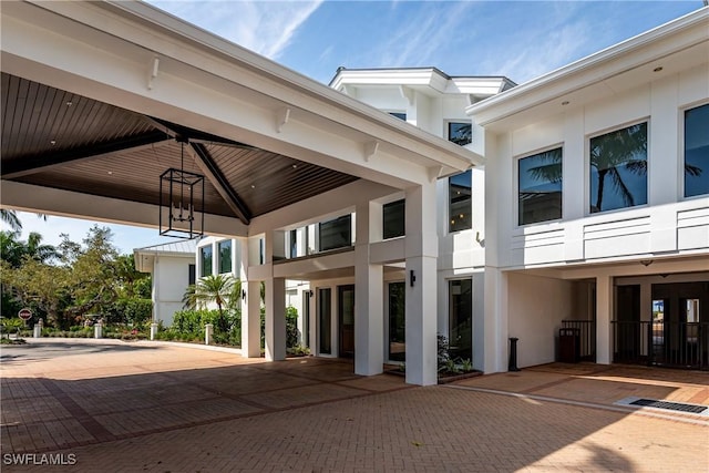 Listing photo 2 for 395 Gumbo Limbo Ln, Marco Island FL 34145