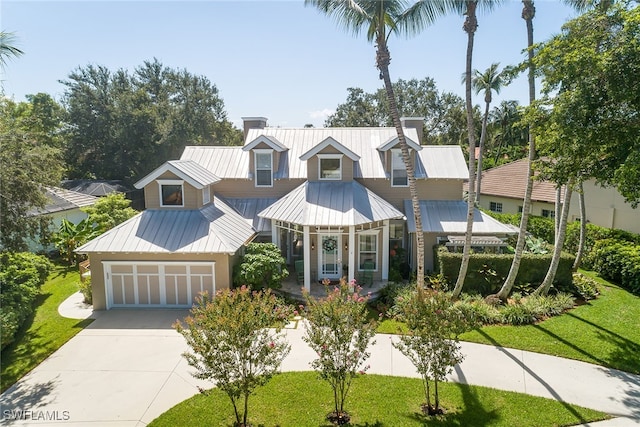 view of front of home with a front yard