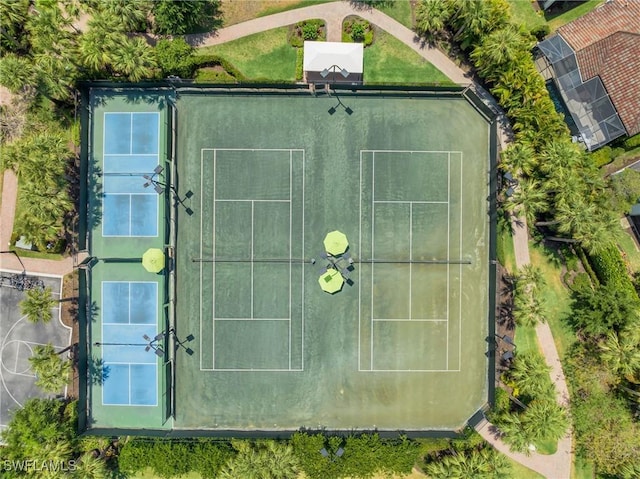 birds eye view of property