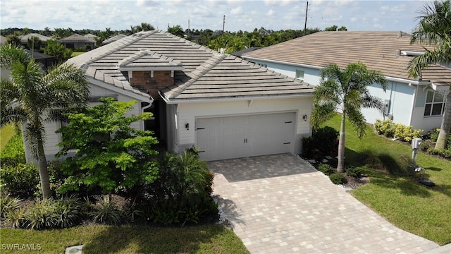 view of front of house featuring a garage