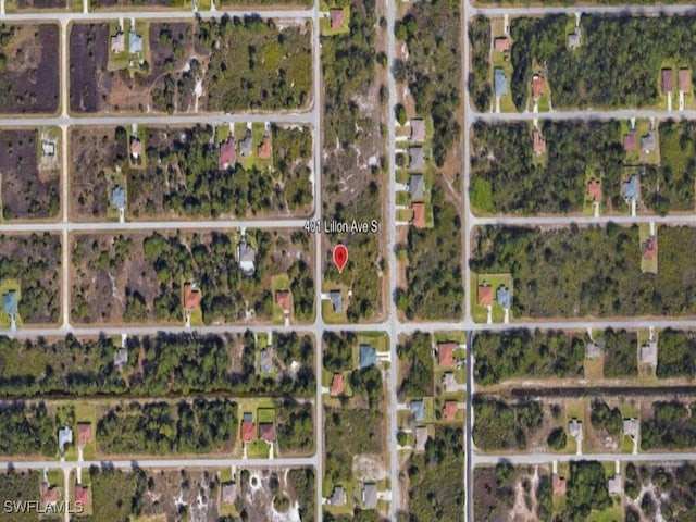 Listing photo 3 for 401 Lillon Ave S, Lehigh Acres FL 33974