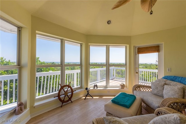 view of sunroom / solarium