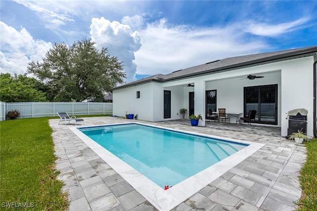 back of house featuring stucco siding, a fenced backyard, a patio, and ceiling fan