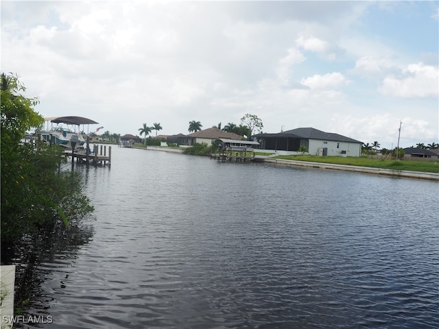 Listing photo 3 for 4129 NW 29th Ter, Cape Coral FL 33993