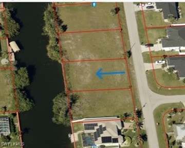 Listing photo 3 for 1820 NE 19th Ave, Cape Coral FL 33909