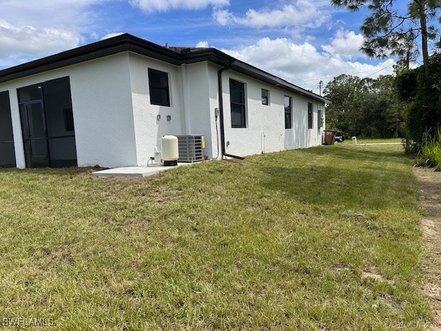 Listing photo 2 for 4533-4535 Golfview Blvd, Lehigh Acres FL 33973