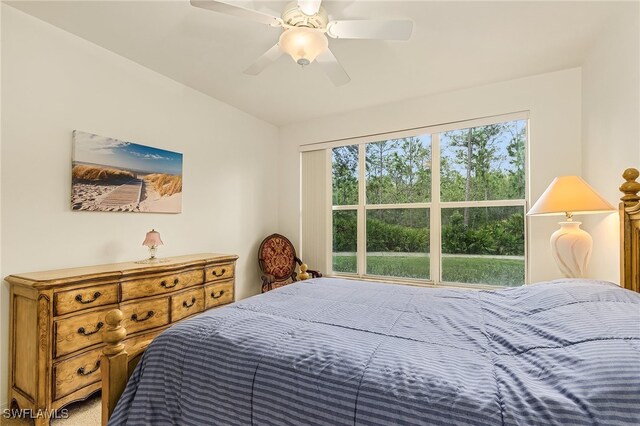 bedroom featuring ceiling fan