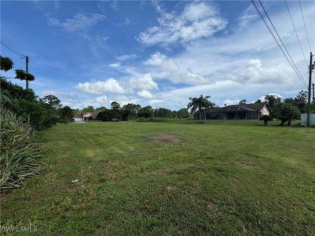 Listing photo 2 for 603 Truman Ave, Lehigh Acres FL 33972