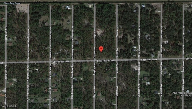 Listing photo 2 for 1502 Dayton Ave, Lehigh Acres FL 33972