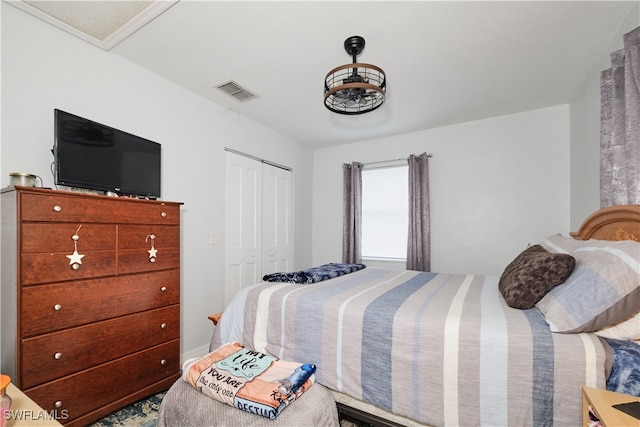 bedroom with a closet