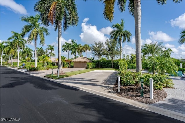 Listing photo 2 for 13611 Snook Cir, Naples FL 34114