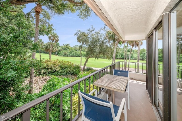 107 Clubhouse Dr Unit 258, Naples, FL 34105 - view of balcony