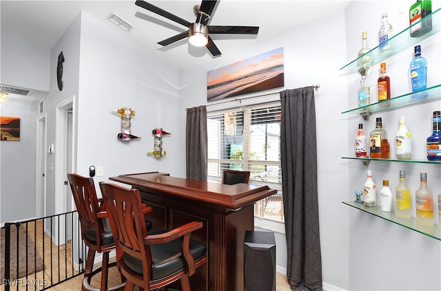 bar with ceiling fan