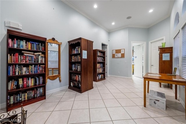 interior space featuring light tile patterned floors, ornamental molding, recessed lighting, and baseboards