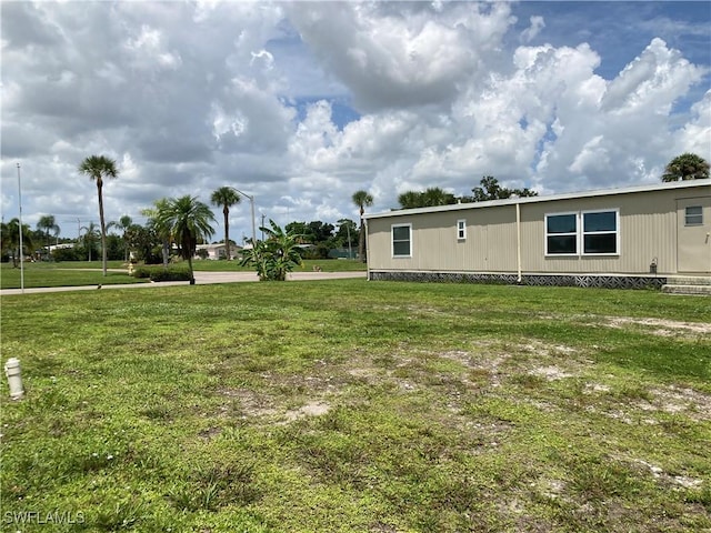 Listing photo 2 for 14521 Paul Revere Loop, North Fort Myers FL 33917