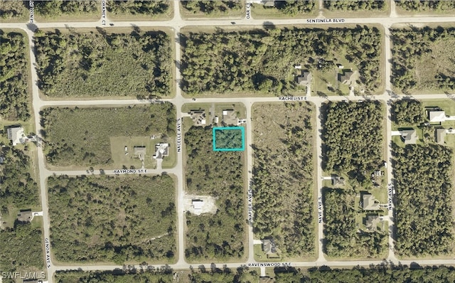 Listing photo 2 for 126 Napier Ave S, Lehigh Acres FL 33974