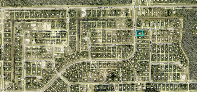 Listing photo 2 for 209 Woodburn Dr, Lehigh Acres FL 33972