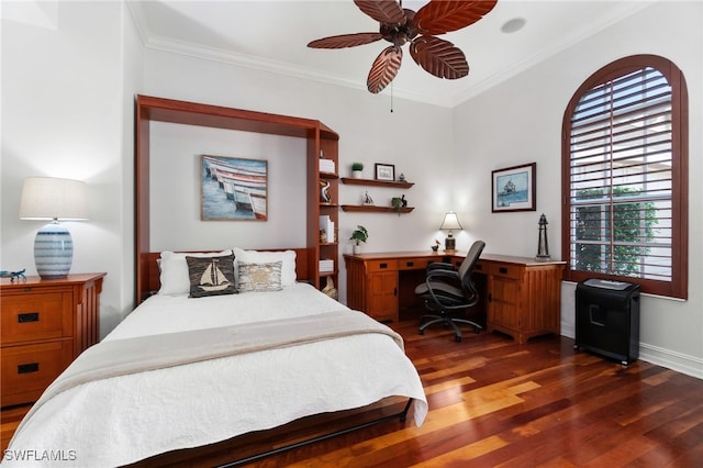 bedroom featuring ceiling fan, dark wood-type flooring, and crown molding