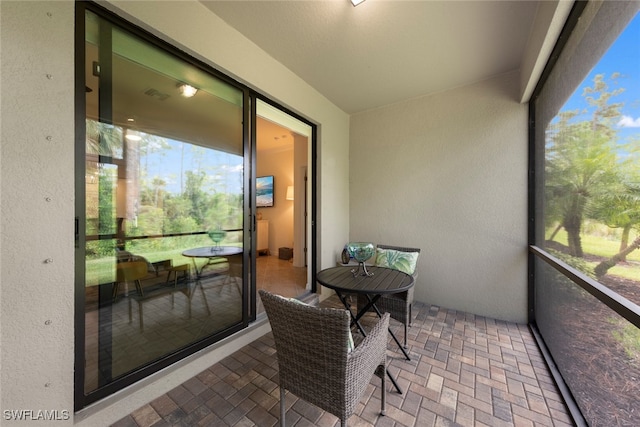 view of sunroom / solarium