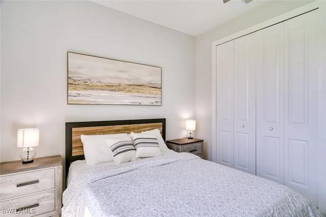 bedroom featuring a closet